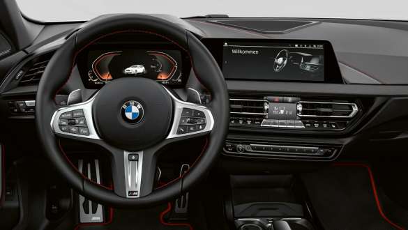 Direction de la BMW Série 1 128ti F40