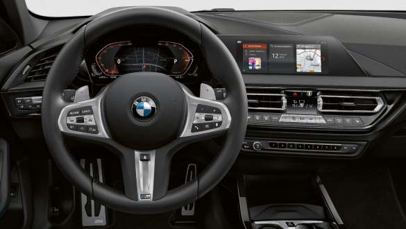 BMW Série 1 F40 avec direction M Sport