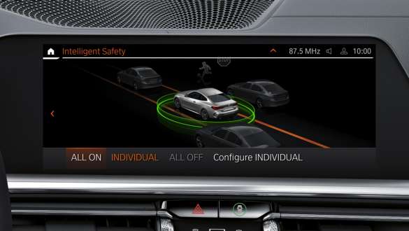 Driving Assistant Pack professional de la BMW Série 4 Coupé G22 2020 Driving Assistant Pack professional de la BMW Série 4 Coupé G22 2020