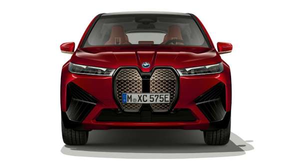 BMW iX i20 SUV électrique vue avant BMW iX SUV électrique Aventurinrot i20 vue avant