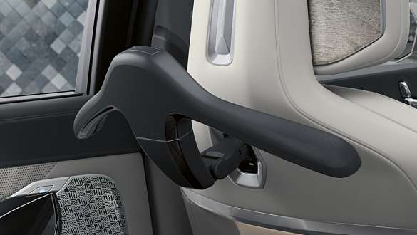 Cintre BMW pour système de voyage multifonction Travel & Comfort. Cintre BMW pour système Travel & Comfort.
