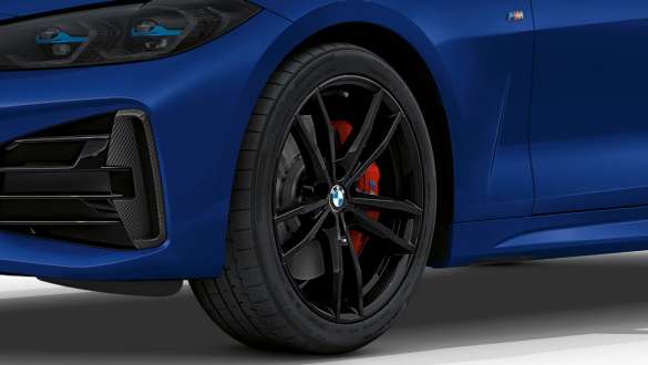 Freins M sport BMW M440i xDrive Cabriolet G23 2020 Freins M sport BMW M440i xDrive Cabriolet G23 2020, détail jantes en alliage léger