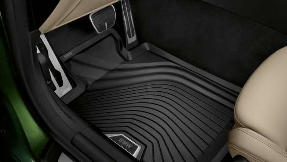 Tapis de sol BMW tous temps à l'avant de la BMW M440i xDrive Cabriolet G23 2020 Tapis de sol BMW tous temps à l'avant de la BMW M440i xDrive Cabriolet G23 2020