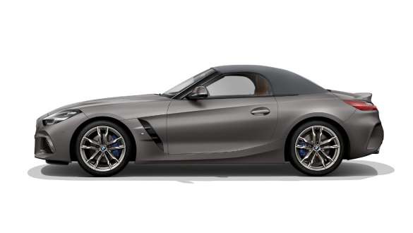 BMW Z4 M40i avec capote fermée G29 Vue latérale du kit aérodynamique M de la BMW Z4 M40i G29 2019 en BMW Individual Frozen Grey metallic