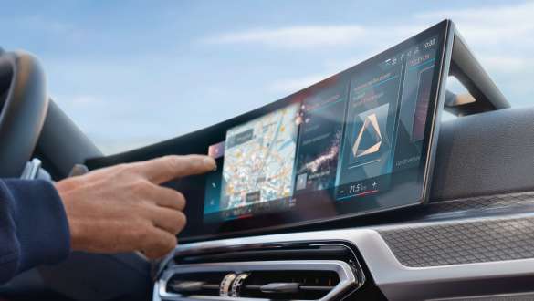 BMW M340i xDrive et M340d xDrive Touring G21 BMW Curved Display