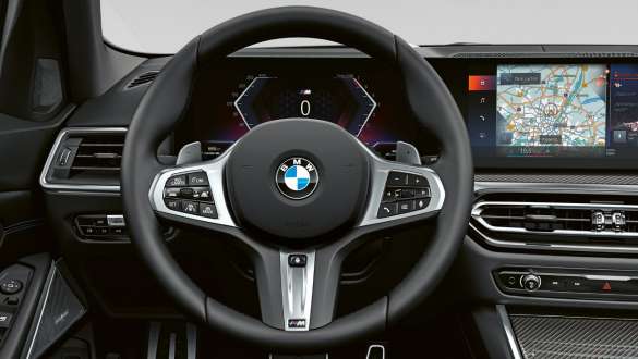 BMW M340i xDrive et M340d xDrive Touring G21 volant M en cuir