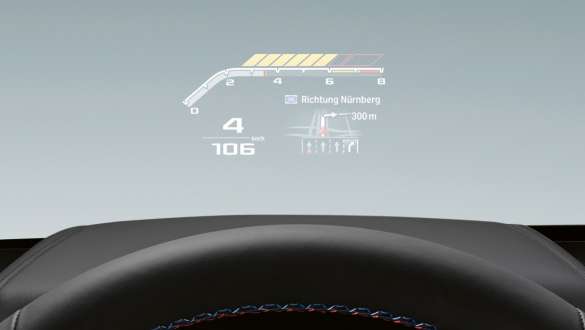 Head-Up Display M spécifique. Voitures BMW Série 8 Cabrio M avec Head-Up Display M spécifique.