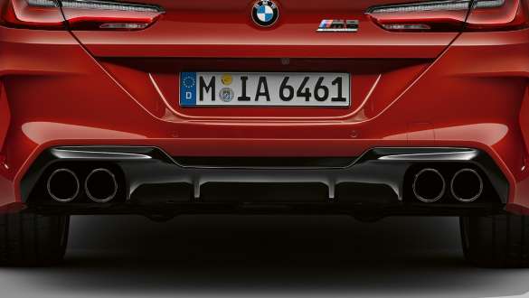 Système d’échappement M sport. BMW M8 Competition Cabrio avec système d’échappement M sport.