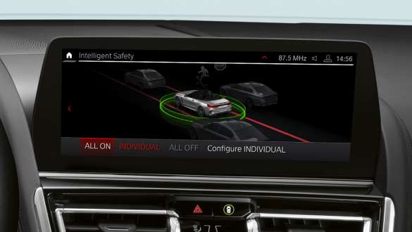 La nouvelle BMW Série 8 Cabrio M91 LCI restylage 2022 du Driving Assistant Pack Professional Control Display