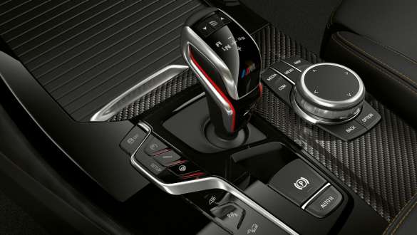 Boîte de vitesses M Steptronic à 8 rapports. Intérieur des BMW X3 M Competition et BMW X3 M, sélecteur de vitesses M, boîte de vitesses M Steptronic à 8 rapports.