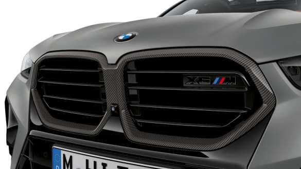 BMW X6 M Competition F96 2023, calandre M Performance en carbone