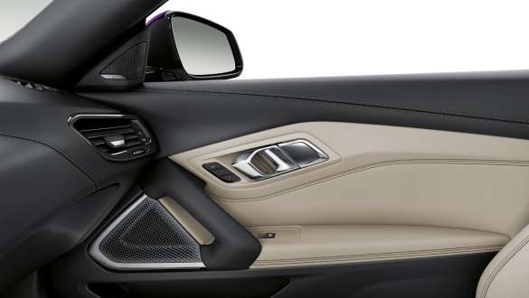 BMW Z4 G29 2022, Harman Kardon Surround Sound System