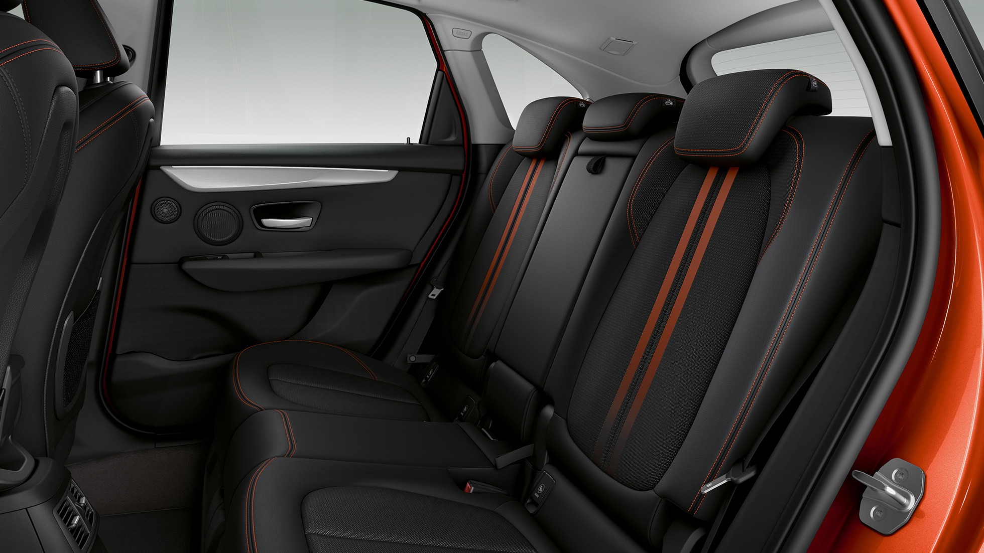 Banquette arrière de la BMW Série 2 Active Tourer Banquette arrière de la BMW Série 2 Active Tourer F45 2018 habitacle