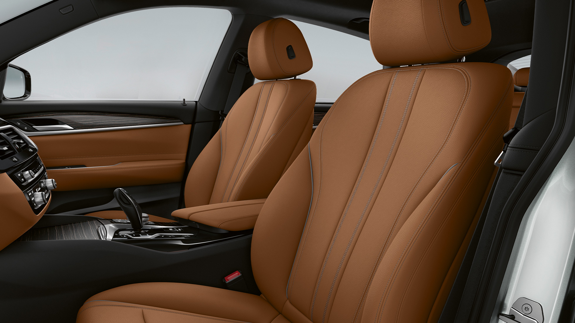 Équipement de base de la BMW Série 6 Gran Turismo 2020, garnissage Garnissage en cuir Dakota Cognac/Schwarz de la BMW Série 6 Gran Turismo G32 620d 2020, équipement de base, intérieur