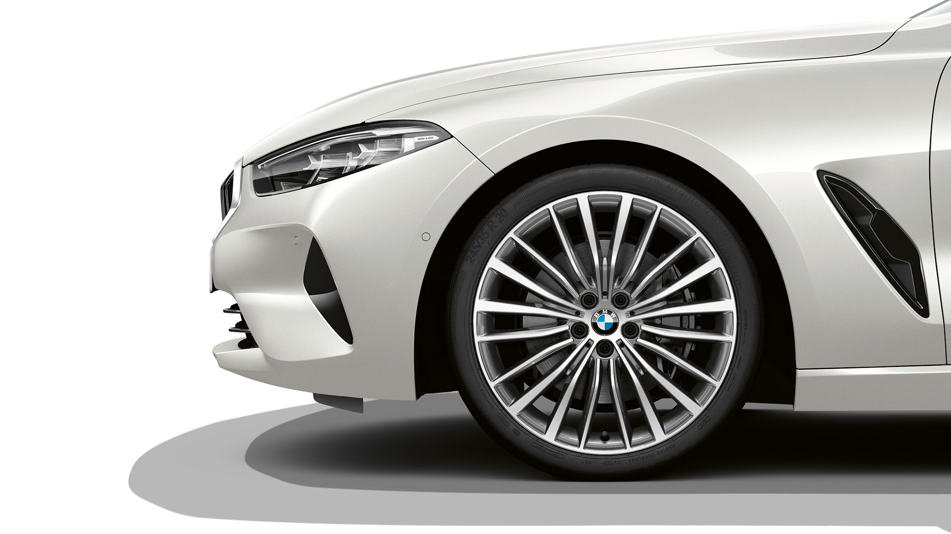 Jantes BMW 19" en alliage léger, à multirayons 73, exécution bicolore. BMW Série 8 Coupé, jantes BMW 19" en alliage léger, à multirayons 731, exécution bicolore.