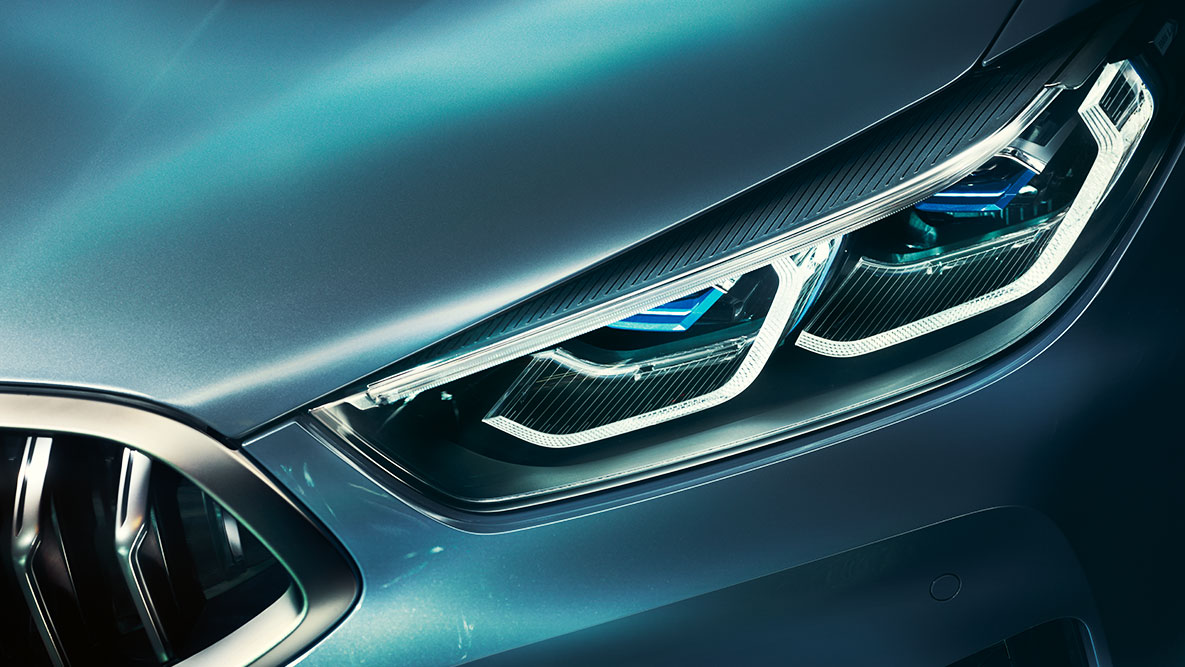 BMW Série 8 Coupé, Laserlight. Détail : les Laserlight sur la partie avant de la BMW Série 8 Coupé.