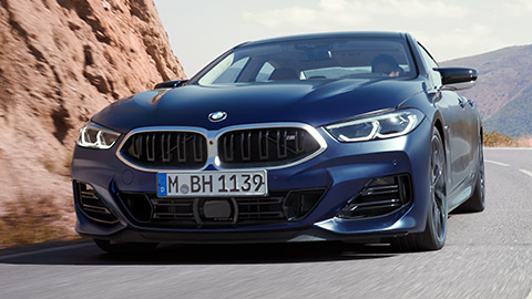 BMW Série 8 Gran Coupé (G16) vue de trois quarts arrière de la porte