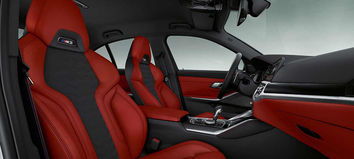 BMW Individual revêtement intérieur tout cuir Merino Fionarot/Schwarz BMW M4 Coupé 2020 v habitacle BMW Individual revêtement intérieur tout cuir Merino Fionarot/Schwarz BMW M4 Coupé G82 2020 habitacle poste de conduite