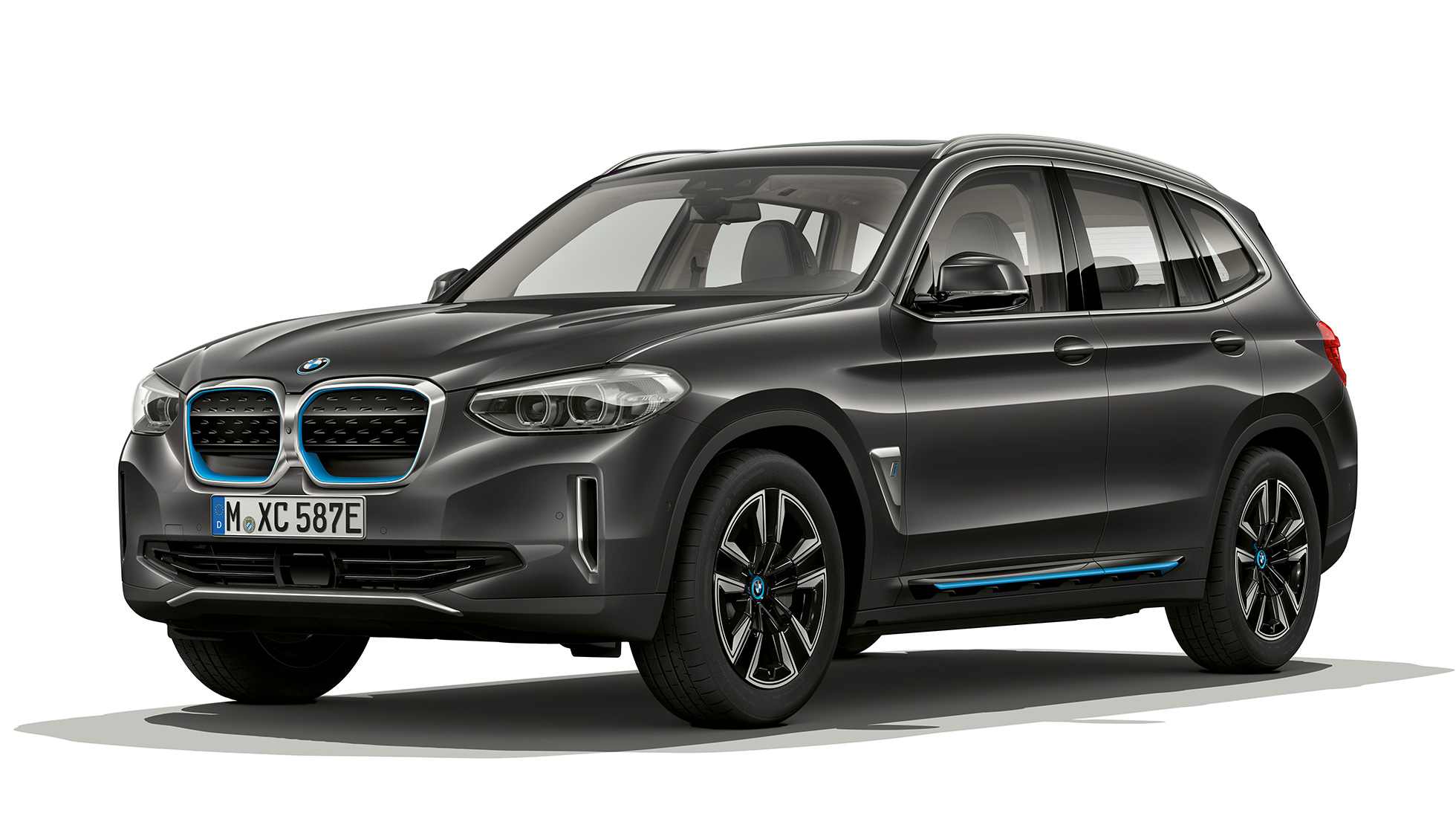 BMW iX3 G08 2020, modèle "Lifestyle", vue de trois quarts avant BMW iX3 G08 2020, modèle "Lifestyle" en Sophistograu Brillianteffekt, vue de trois quarts avant
