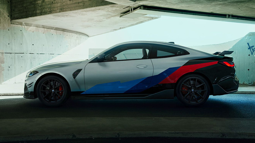 BMW M4 CS G82 2021 avec BMW M Performance Parts vue de profil