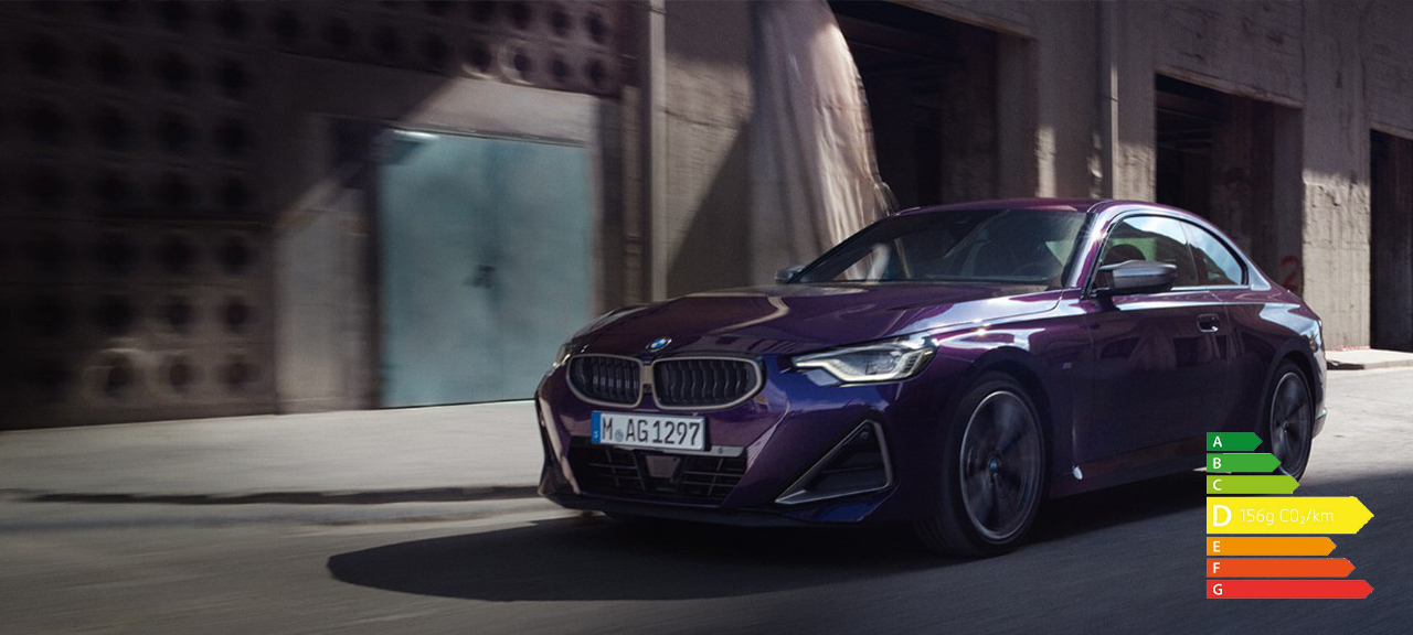 BMW Série 2 Coupé; G42 2021 Thundernight metallic, vue de trois quarts avant en mouvement