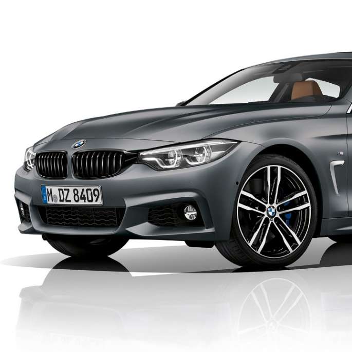 BMW Série 4 Gran Coupé, Modèle M Sport, vue de trois quarts face BMW Série 4 Gran Coupé, Modèle M Sport, vue de trois quarts face